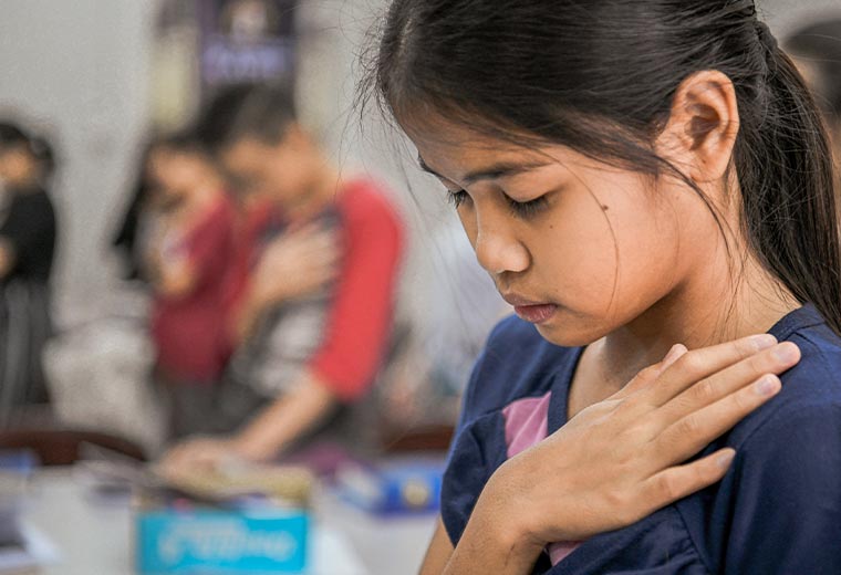 Help Young People to pray