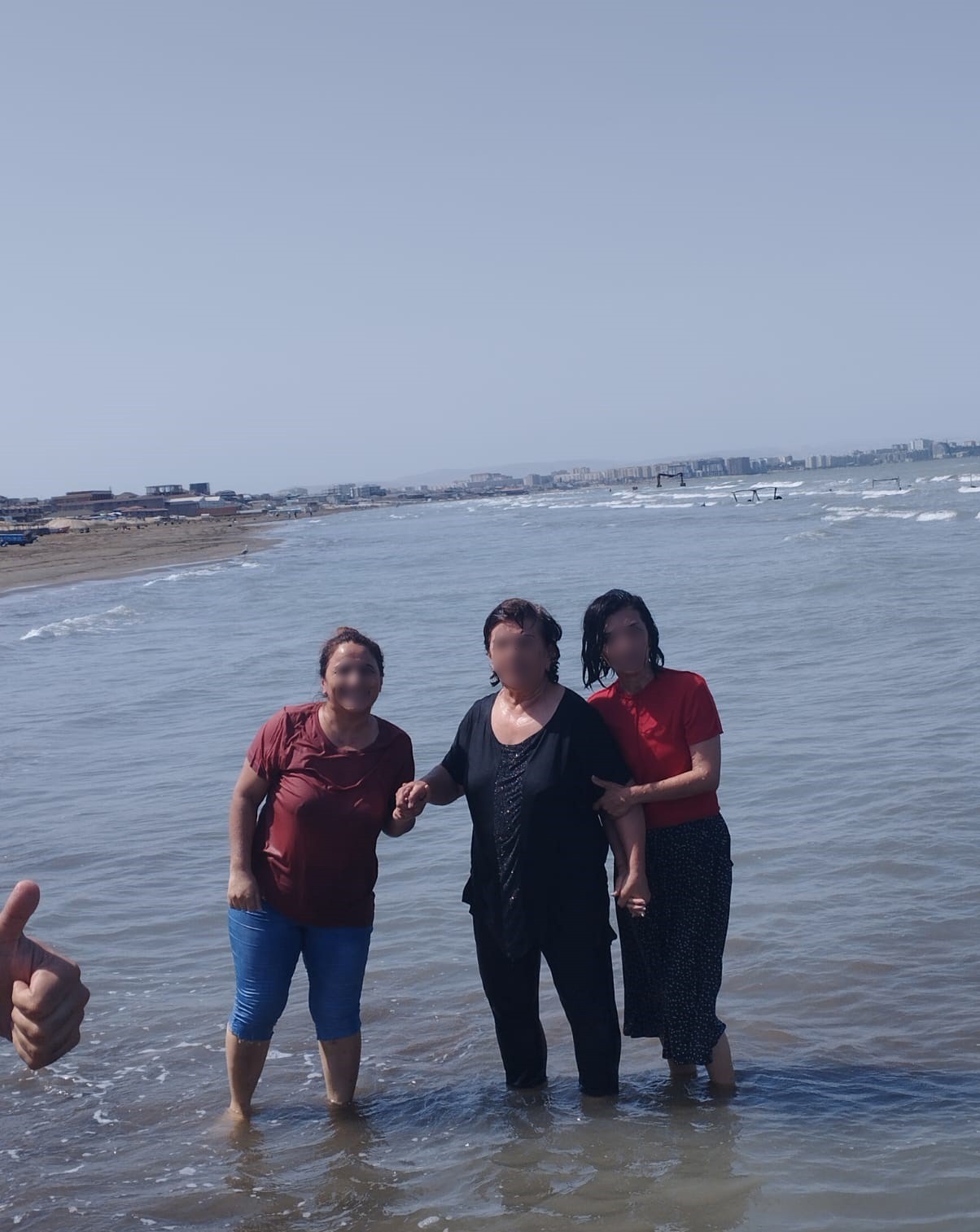 Samila gets baptised after encountering Jesus through YouTube video posted by Open Doors